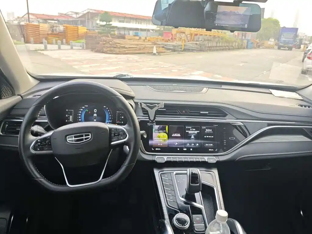 Geely Boyue — миниатюра 7
