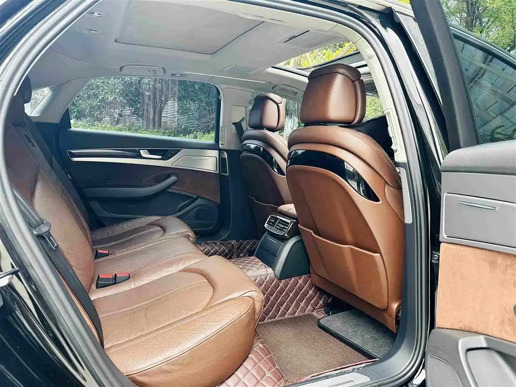 Audi A8 — миниатюра 14