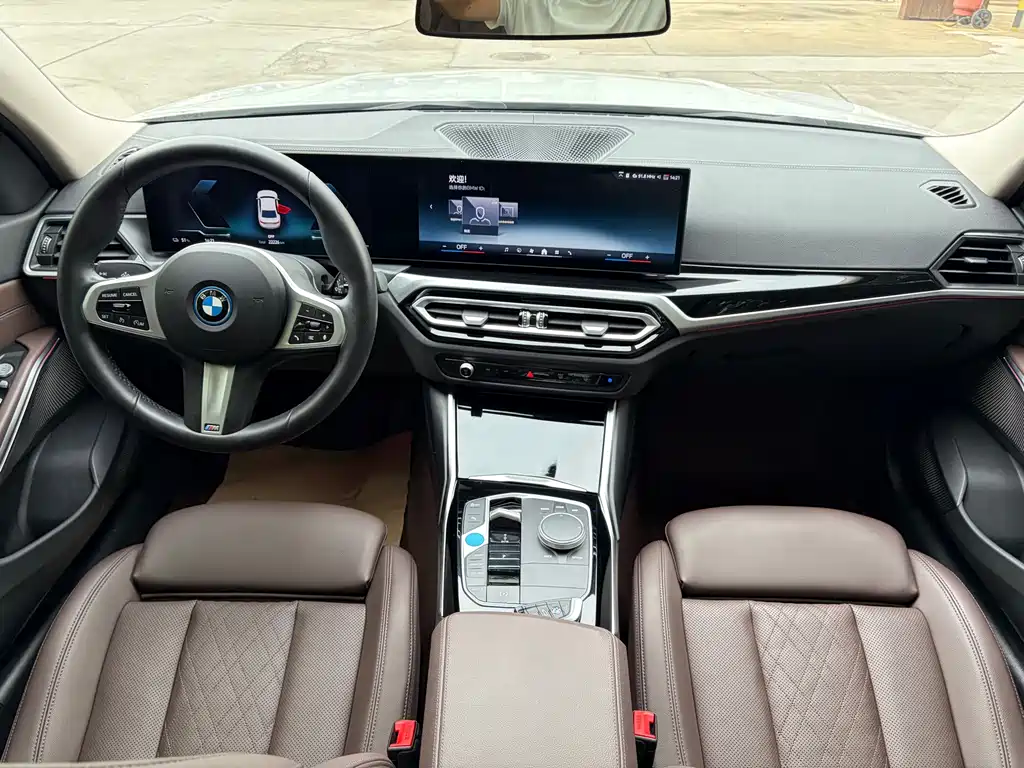 BMW i3 — миниатюра 6