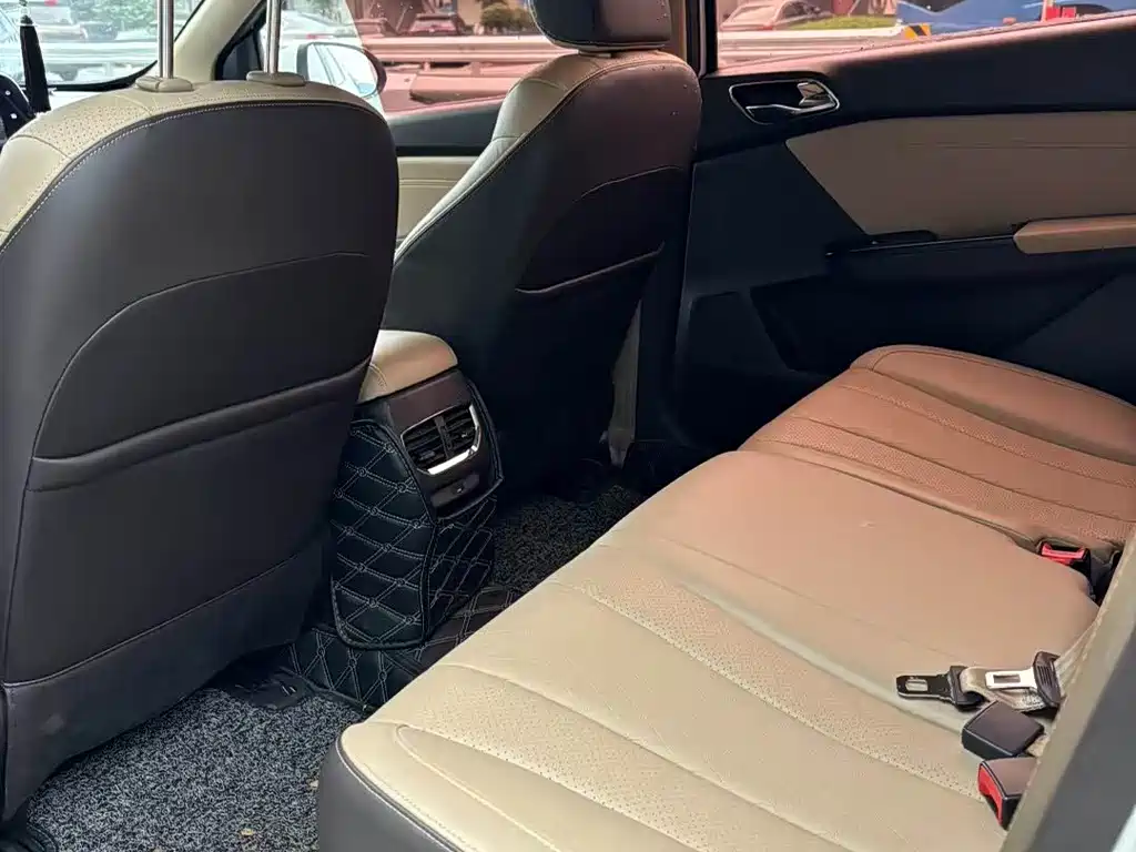 Baojun 310 — миниатюра 7