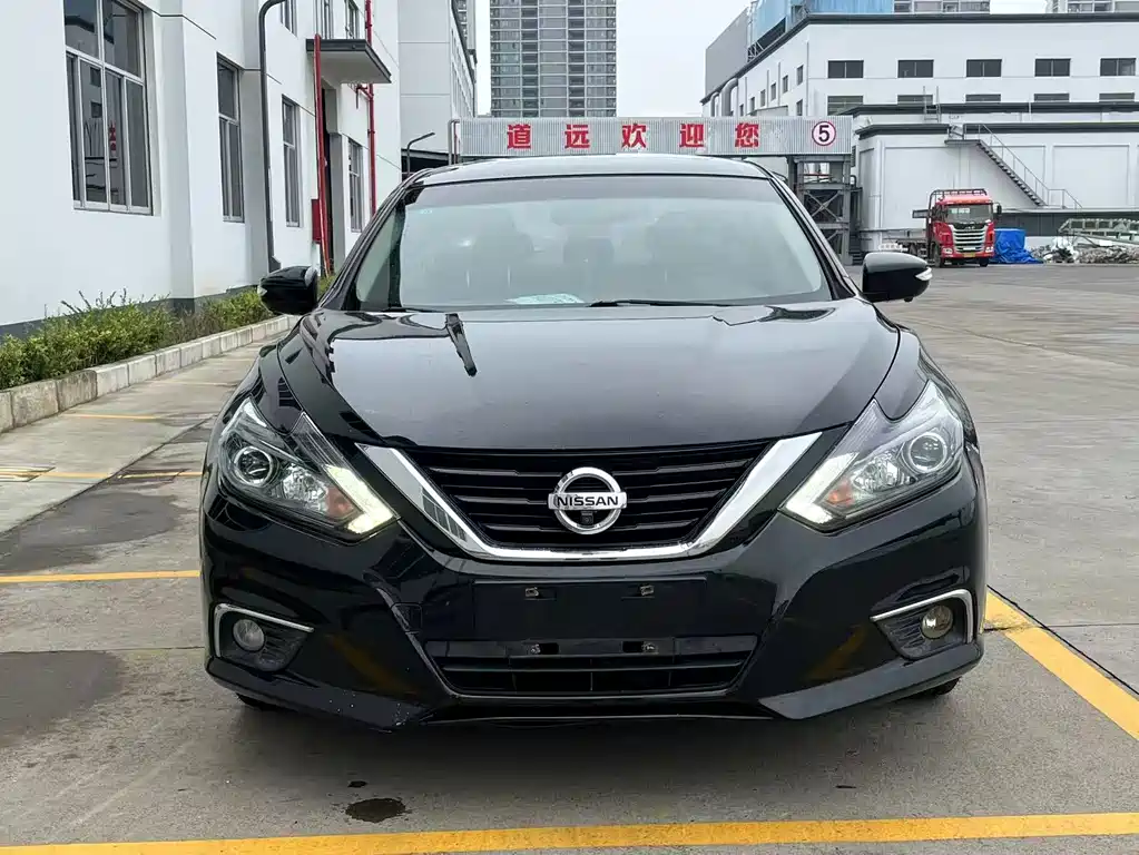 Nissan Teana — миниатюра 2