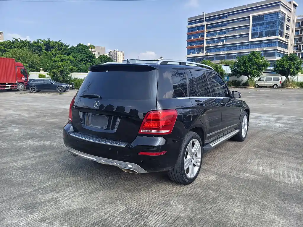 Mercedes-Benz GLK-Class — миниатюра 6