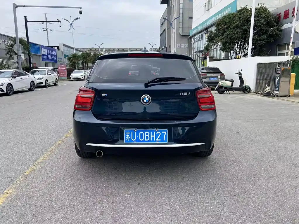 BMW 1 Series (Import) — миниатюра 7