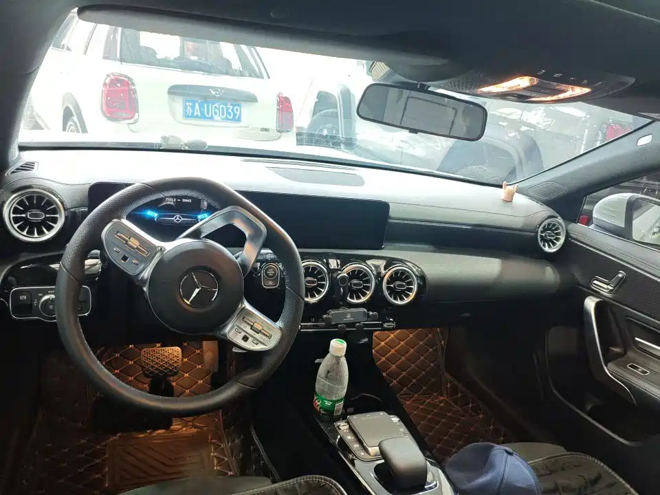 Mercedes-Benz A-Class — миниатюра 6
