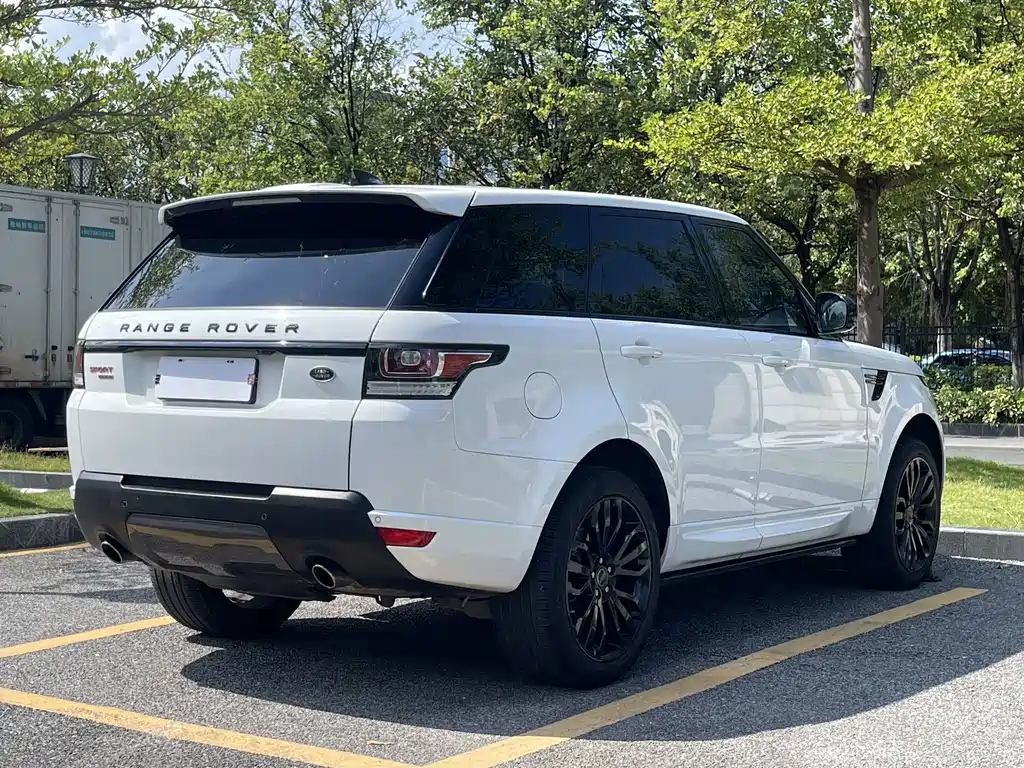 Land Rover Sport — миниатюра 6