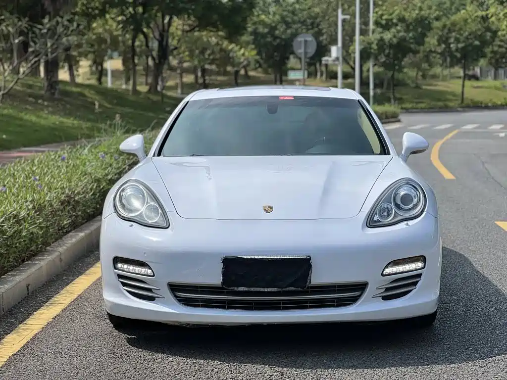 Porsche Panamera — миниатюра 4