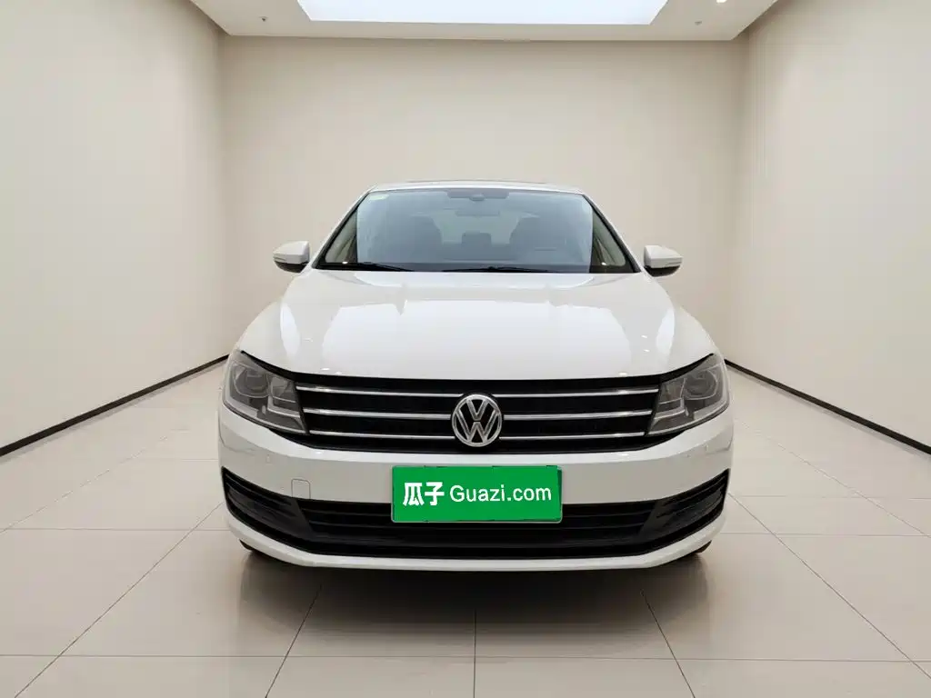 Volkswagen Lavida — миниатюра 2