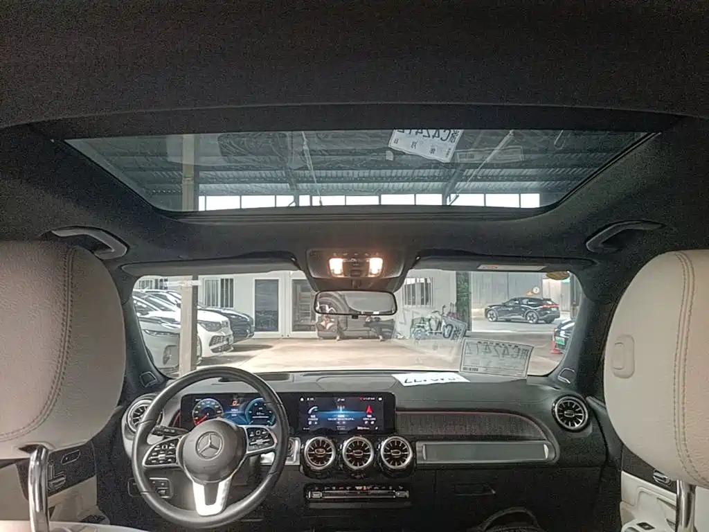 Mercedes-Benz EQB — миниатюра 18