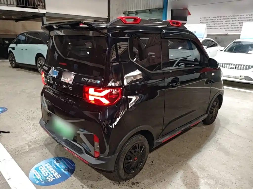 Wuling MINIEV — миниатюра 7