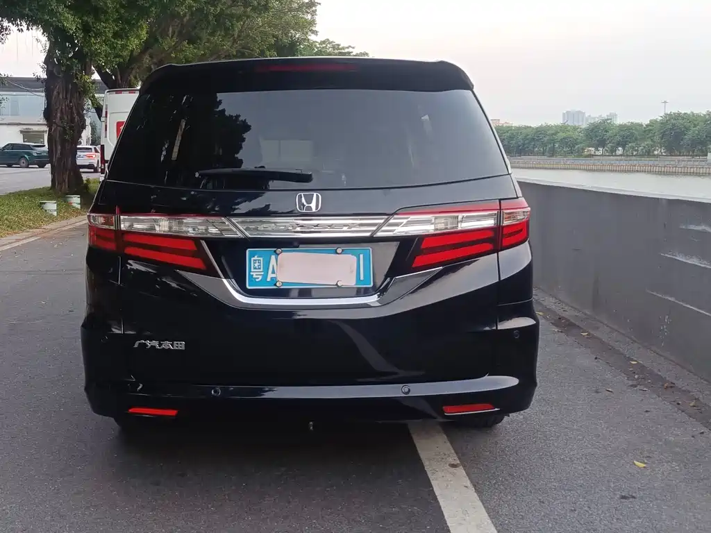 Honda Odyssey — миниатюра 5