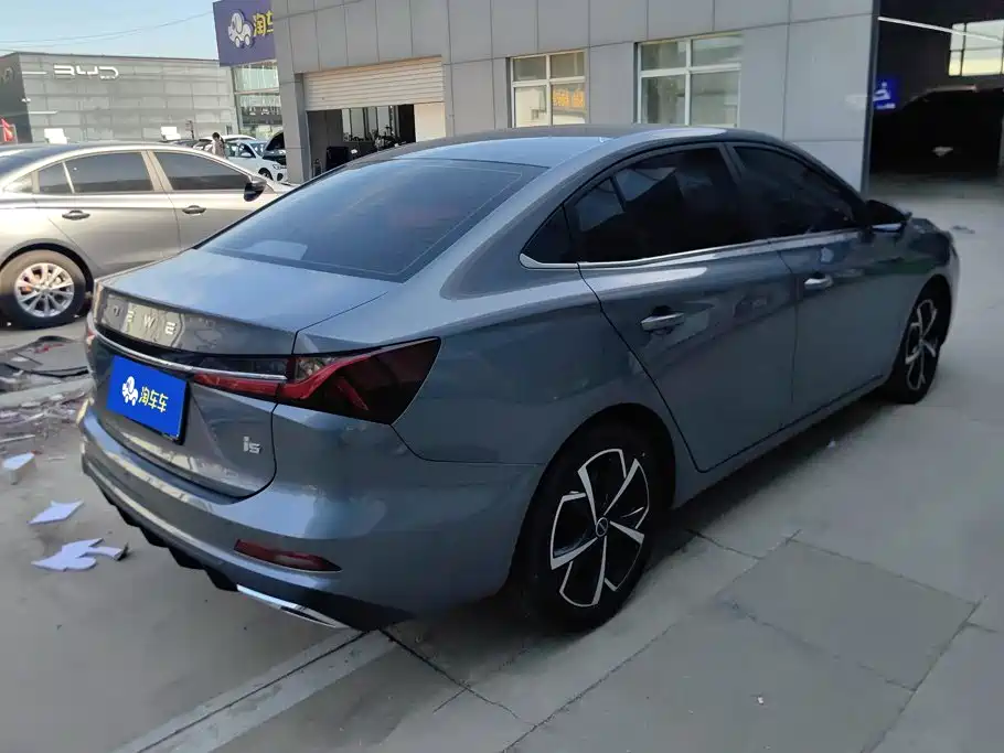 Roewe i5 2023 1.5L CVT