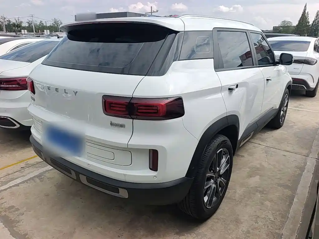 Geely Icon — миниатюра 7
