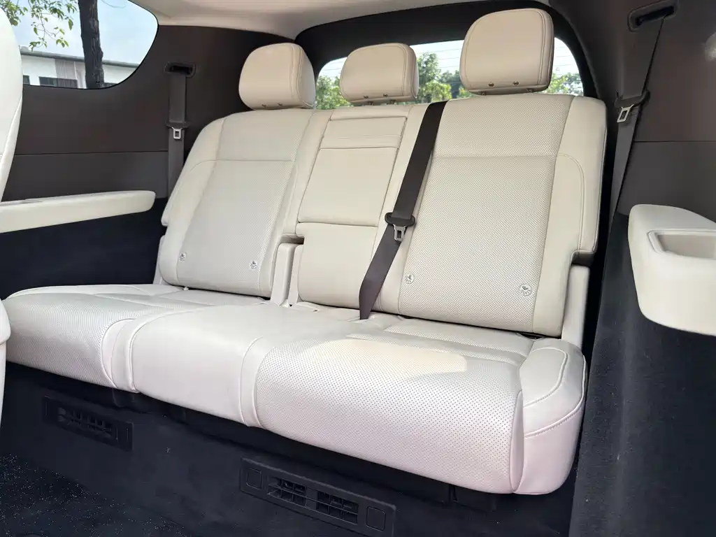 Li Auto Li MEGA — миниатюра 20