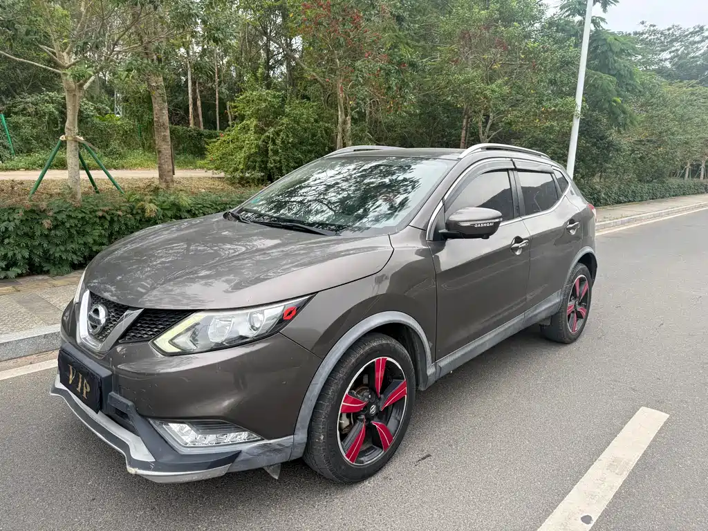 NISSAN QASHQAI