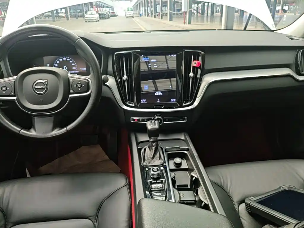 Volvo S60 — миниатюра 13