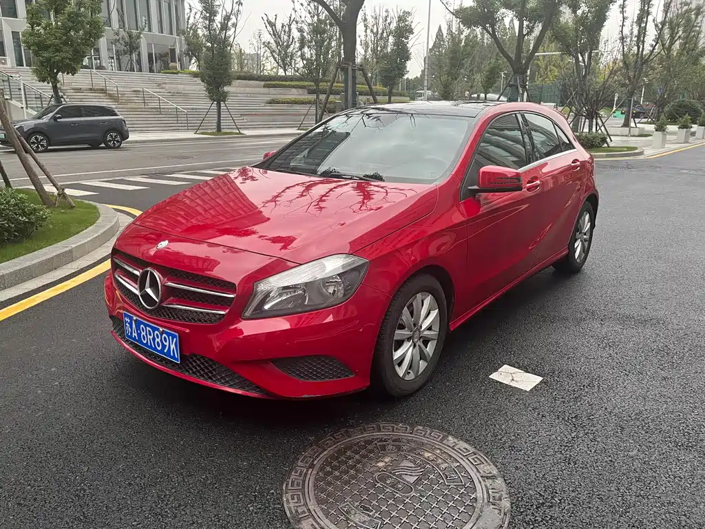 Mercedes-Benz A-Class (Import) — миниатюра 3