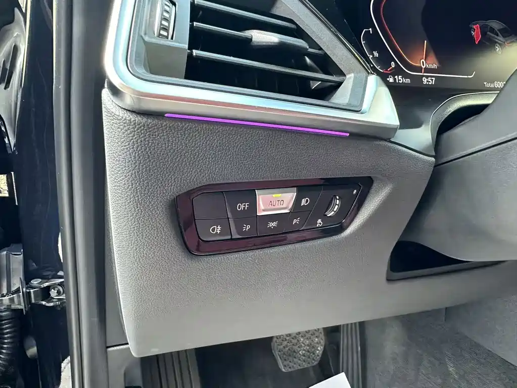 BMW 3 Series — миниатюра 26