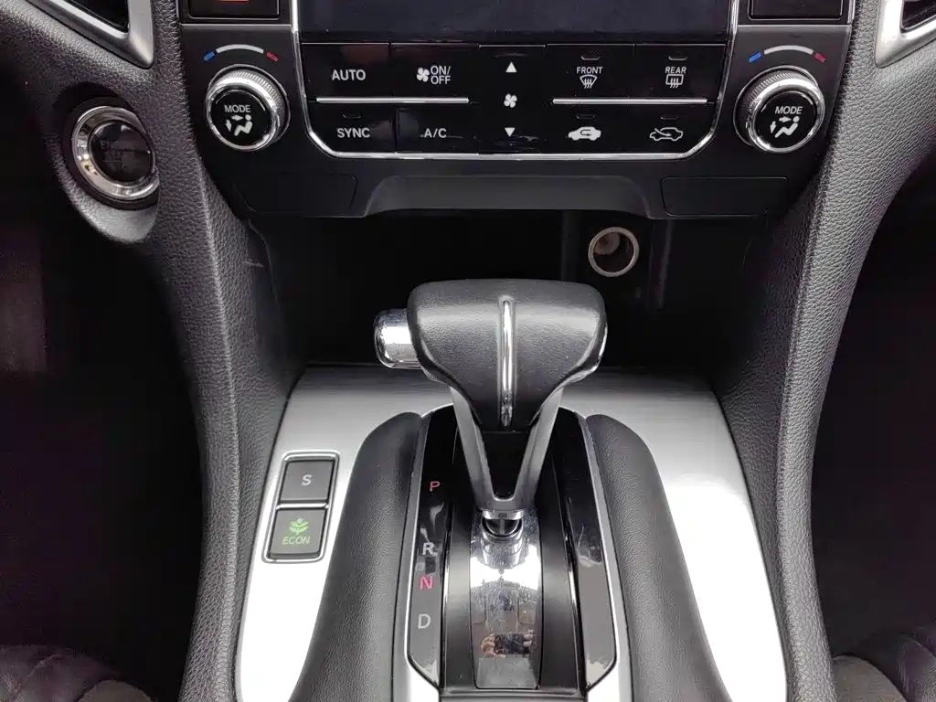Honda Avancier — миниатюра 13