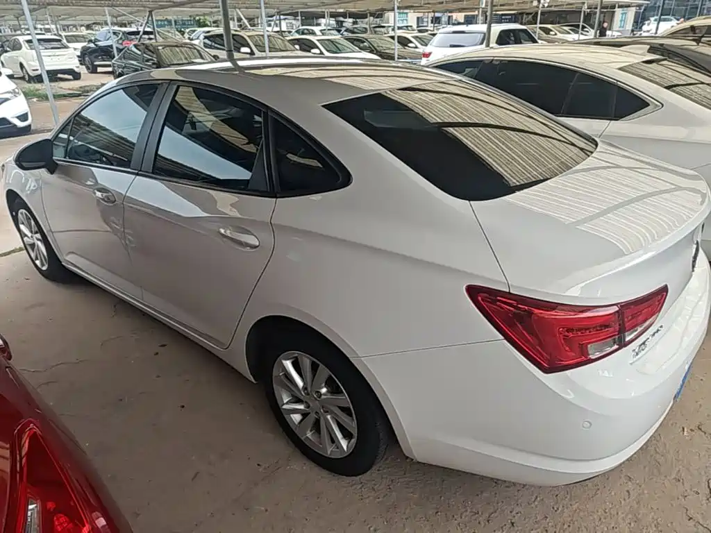 Buick Verano — миниатюра 5