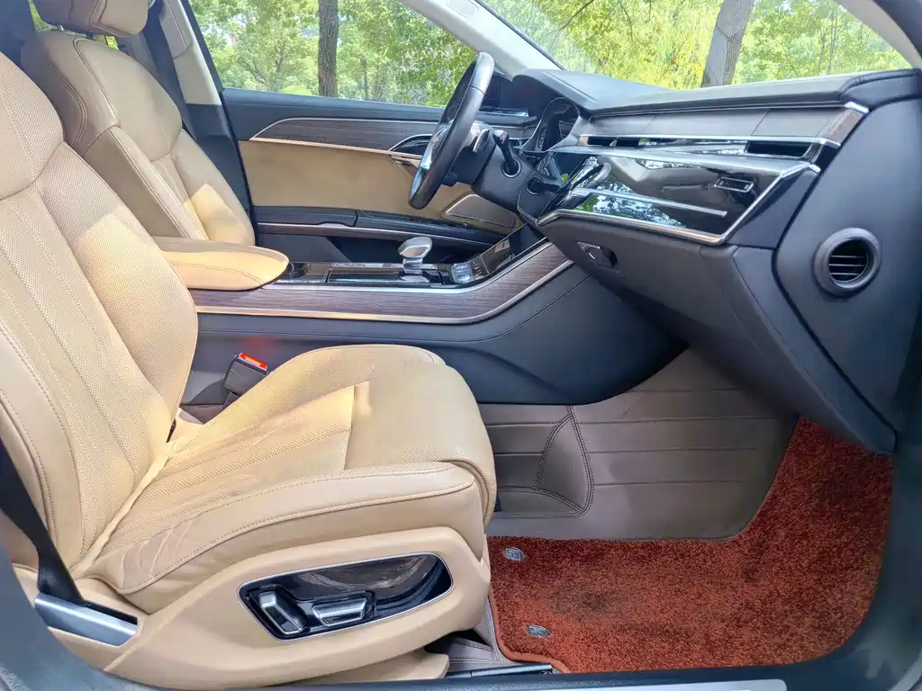 Audi A8 — миниатюра 13