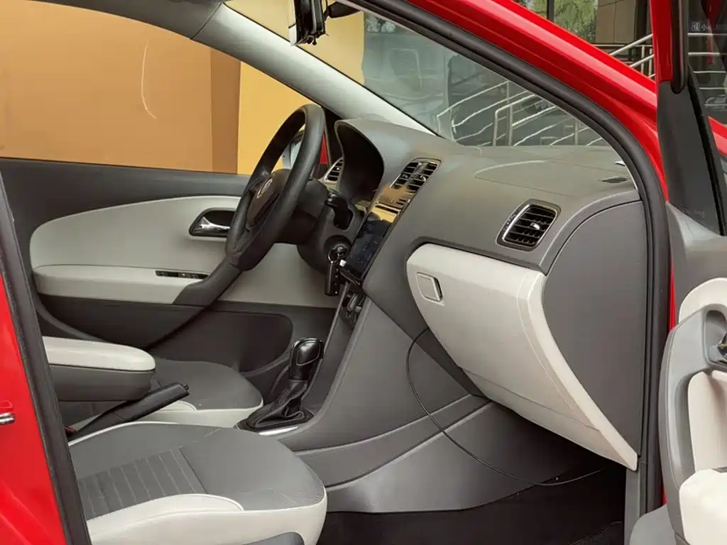 Volkswagen Polo — миниатюра 10
