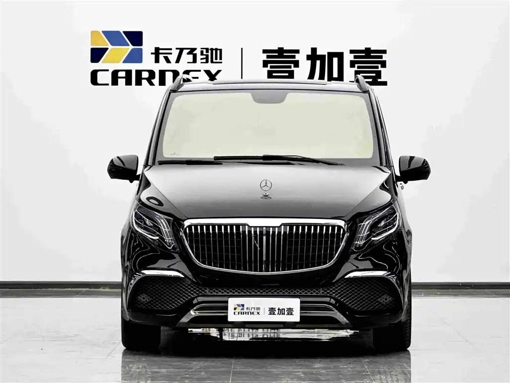 Mercedes-Benz Vito 2023 2.0T Elite 7 мест