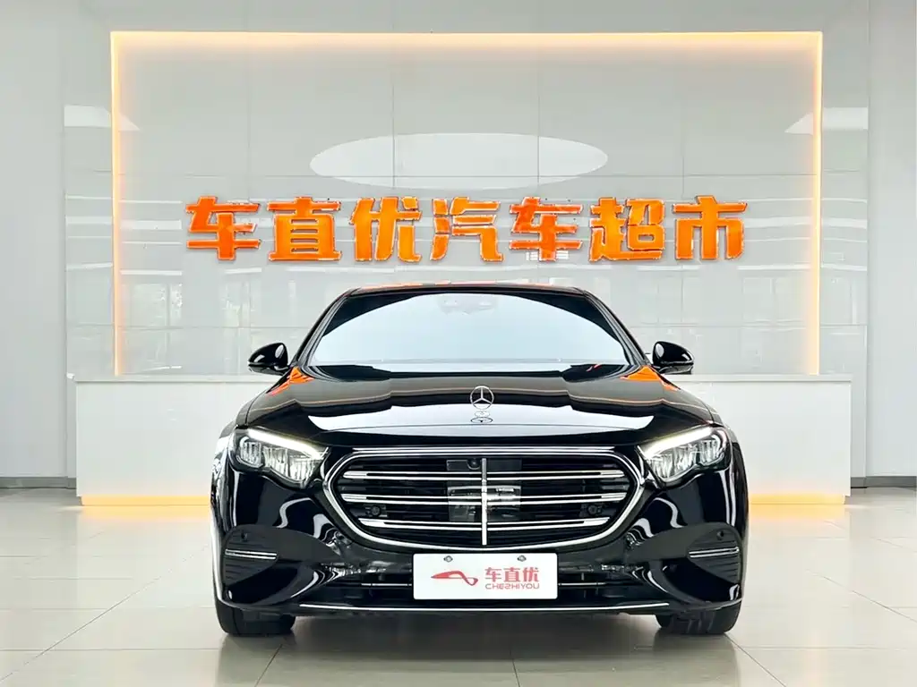 Mercedes-Benz E-Class — миниатюра 3