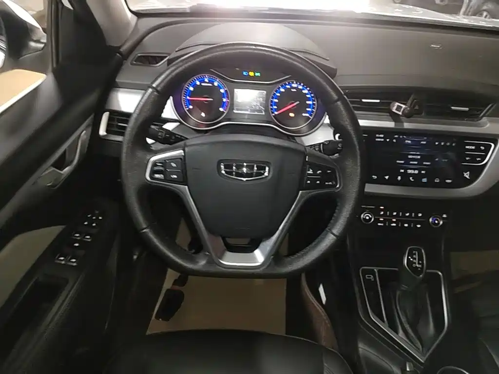 Geely Vision — миниатюра 11