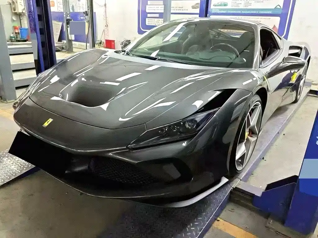 Ferrari F8