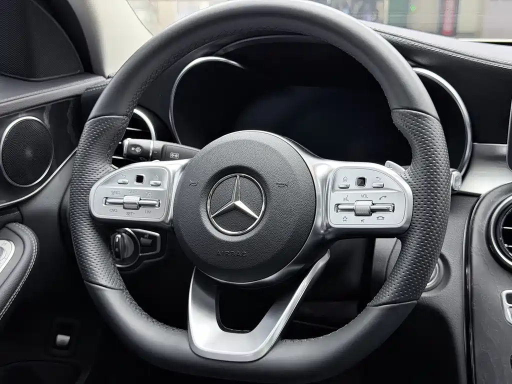 Mercedes-Benz C-Class — миниатюра 27