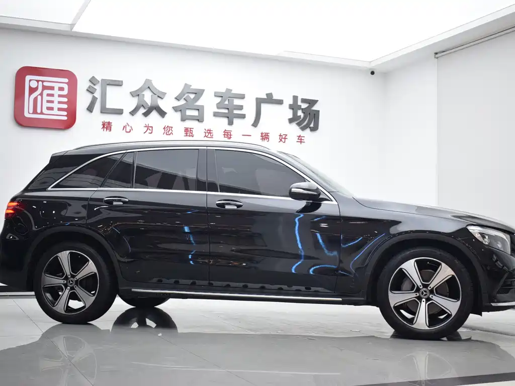 Mercedes-Benz GLC 2019 GLC 300 L 4MATIC