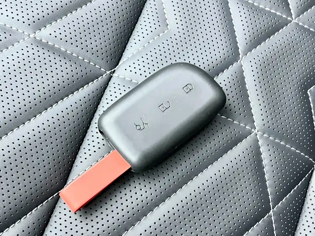 Lynk & Co 10 — миниатюра 3