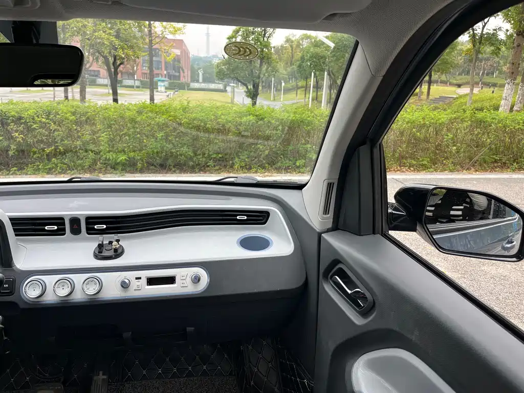 Wuling MINIEV — миниатюра 15