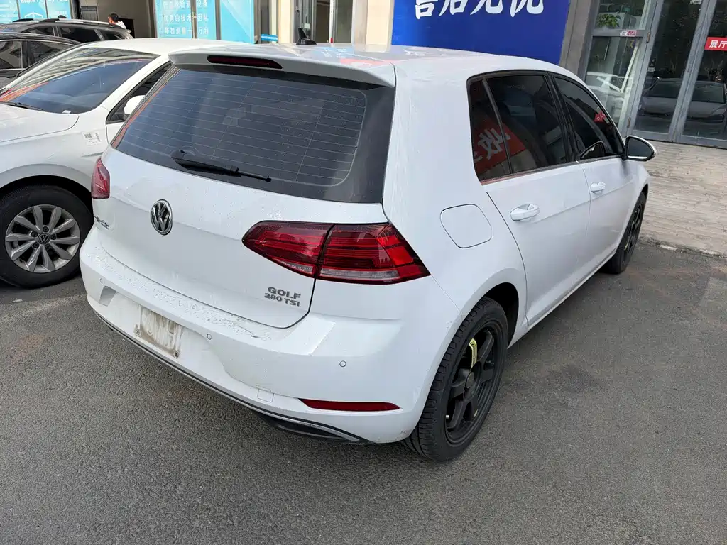 Volkswagen Golf — миниатюра 7