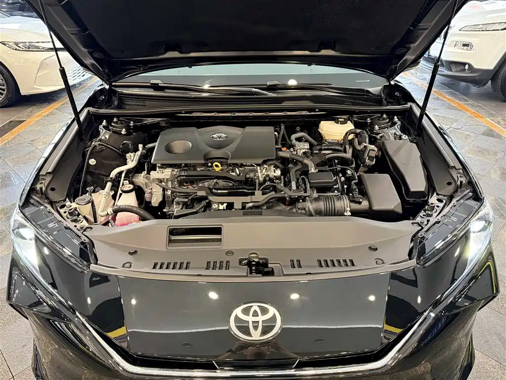 Toyota Camry — миниатюра 29
