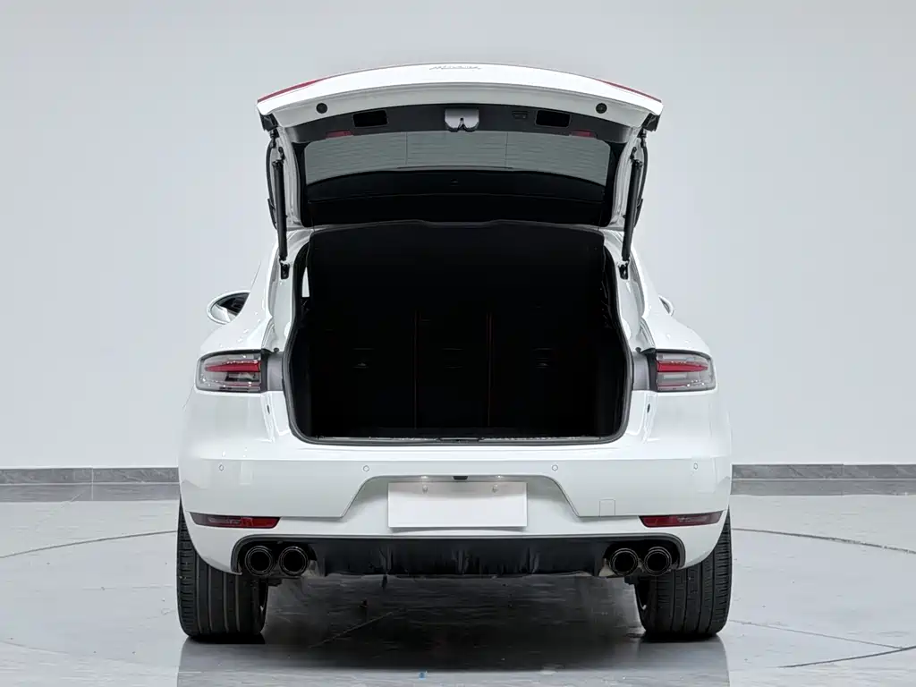 Porsche Macan — миниатюра 15