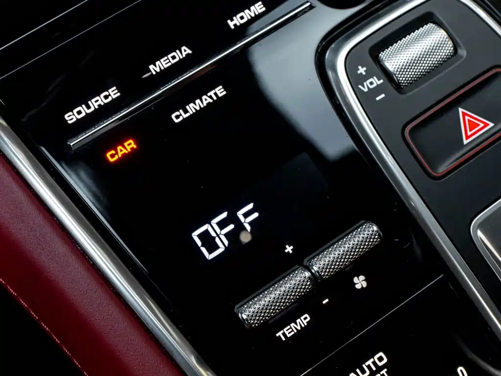 Porsche Panamera — миниатюра 23