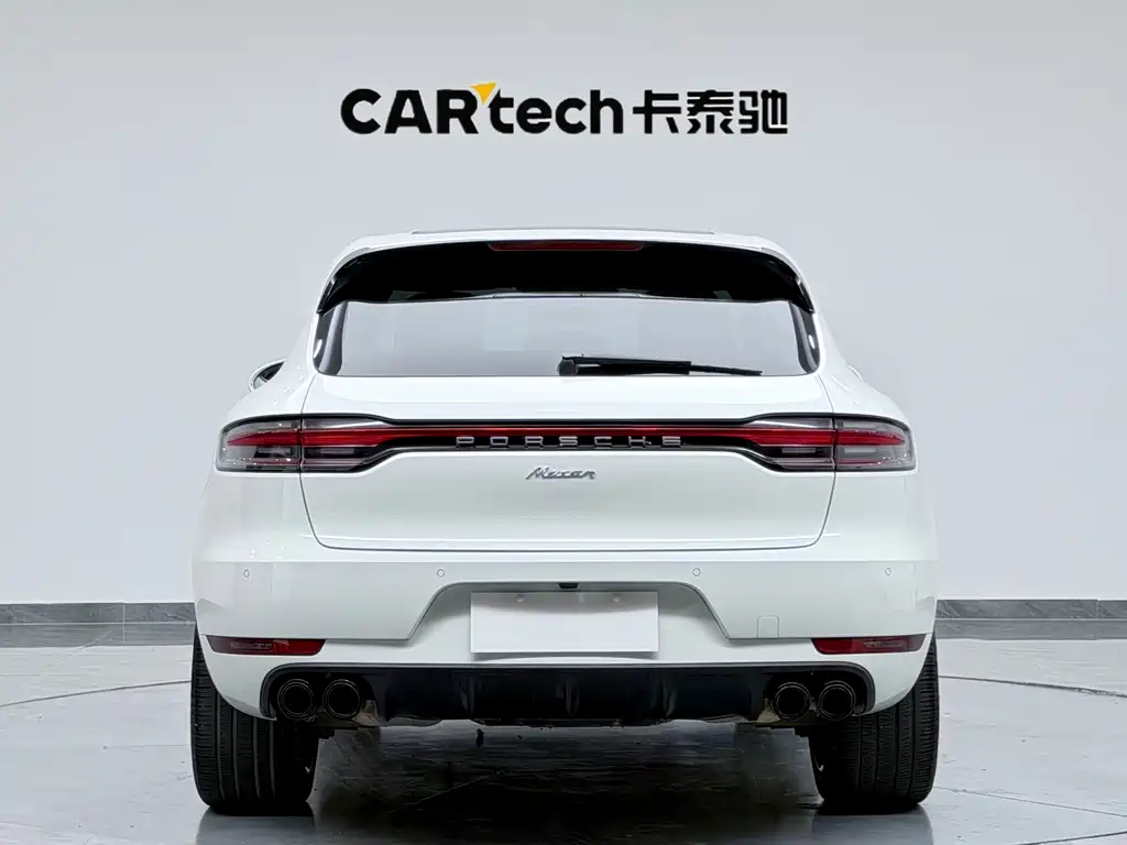 Porsche Macan — миниатюра 7