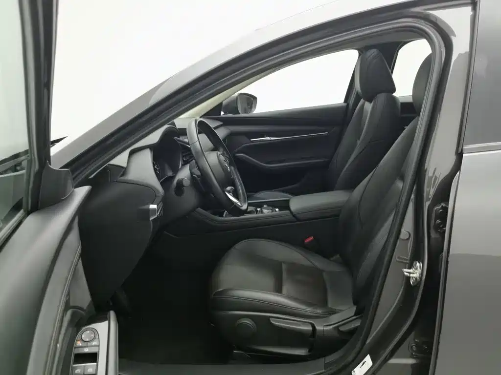Mazda 3 Axela — миниатюра 10