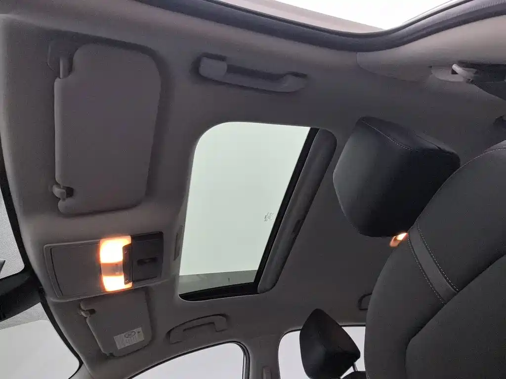 Nissan Sylphy — миниатюра 14