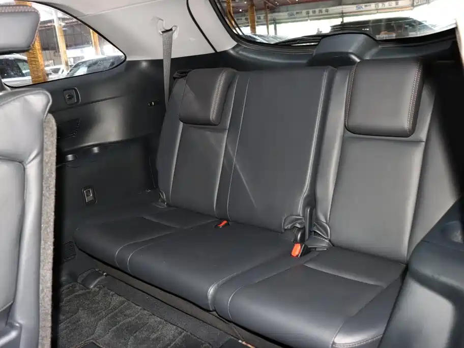 Toyota Highlander — миниатюра 12