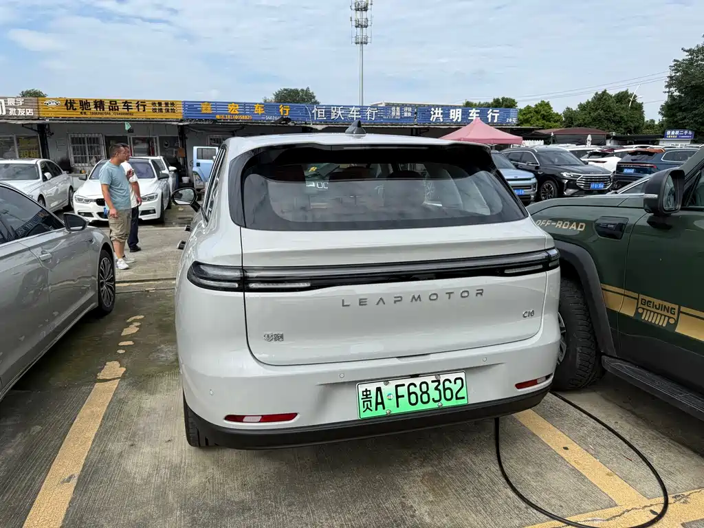 Leapmotor Leapmotor C10 — миниатюра 14