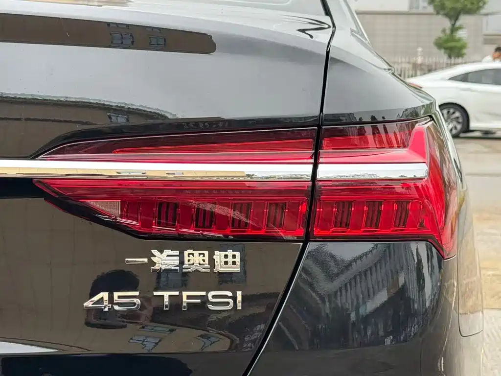 Audi A6L — миниатюра 15