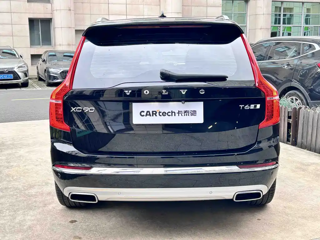 Volvo XC90 — миниатюра 5