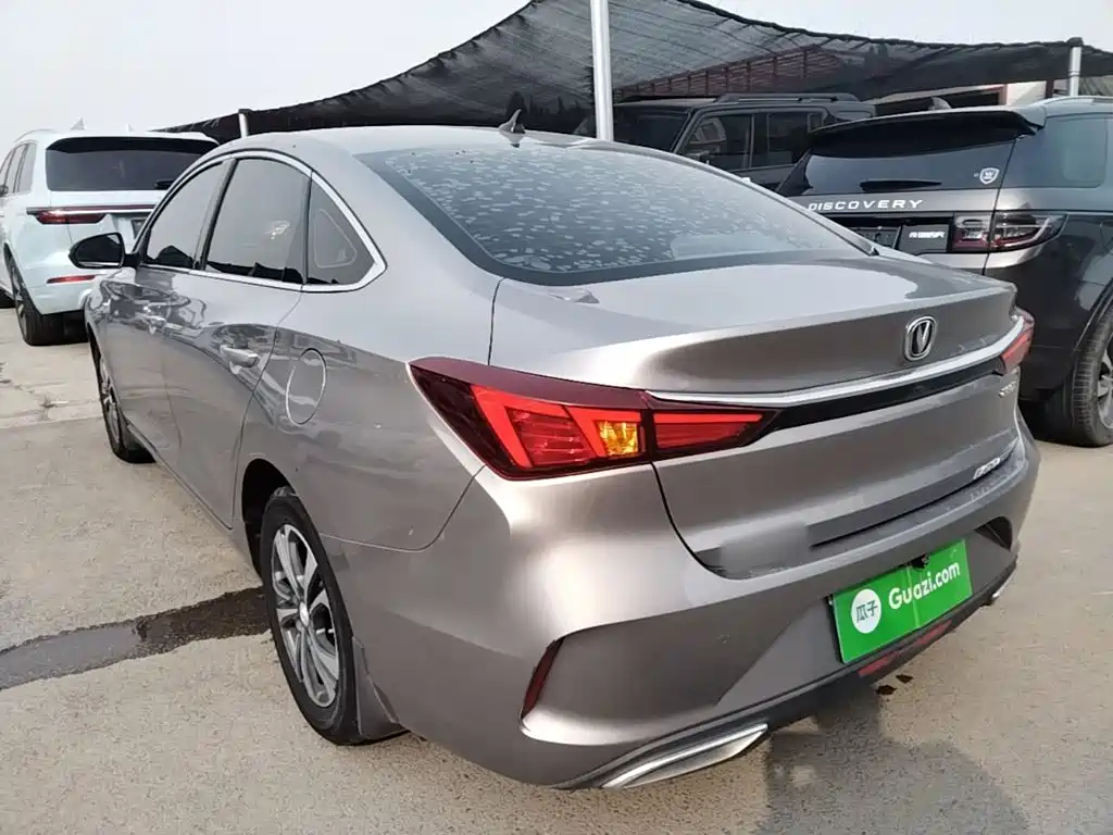 Changan Eado — миниатюра 5
