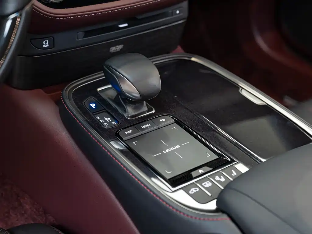 Lexus LS — миниатюра 15