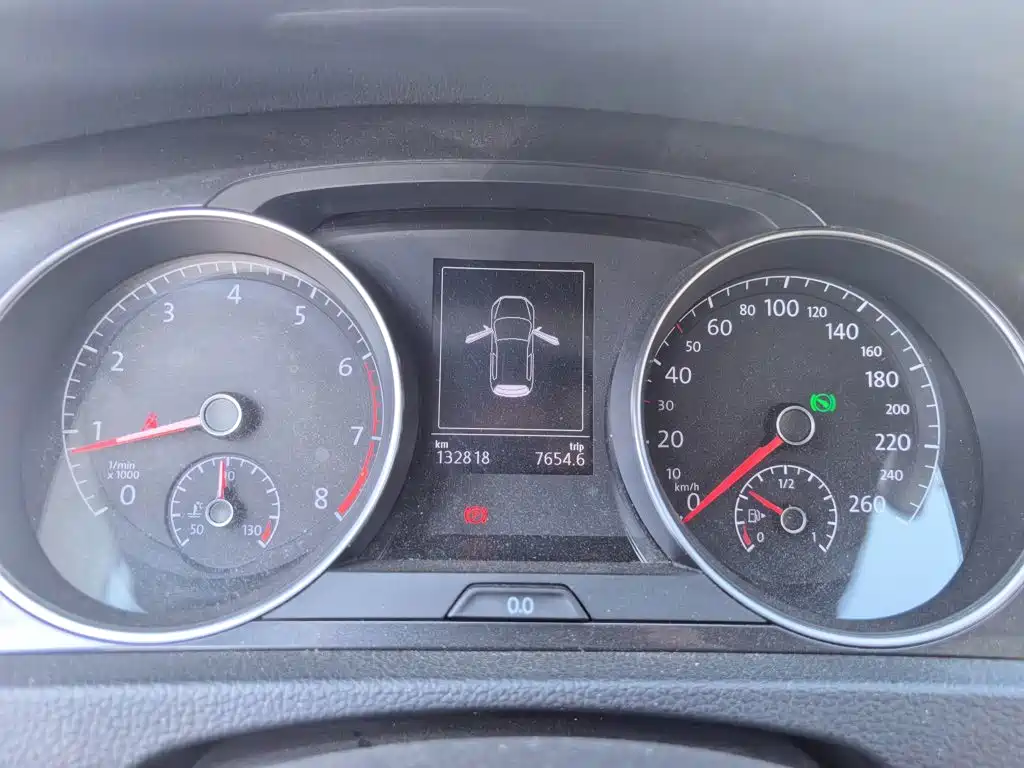 Volkswagen Golf — миниатюра 12