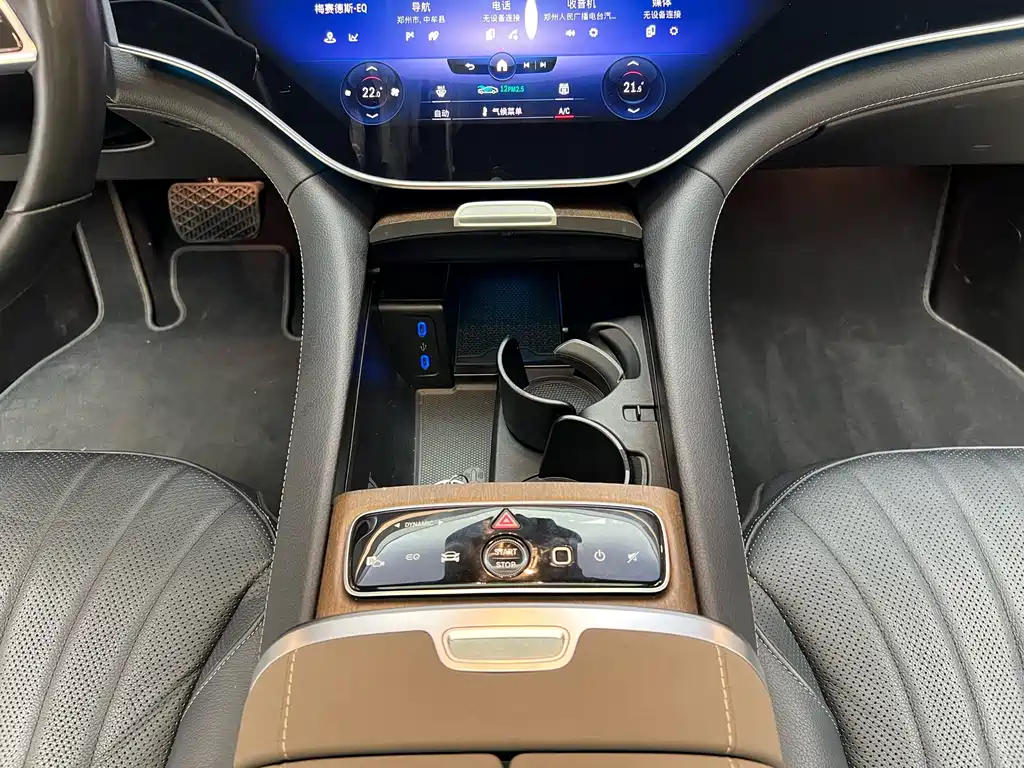 Mercedes-Benz EQS 2022 450+