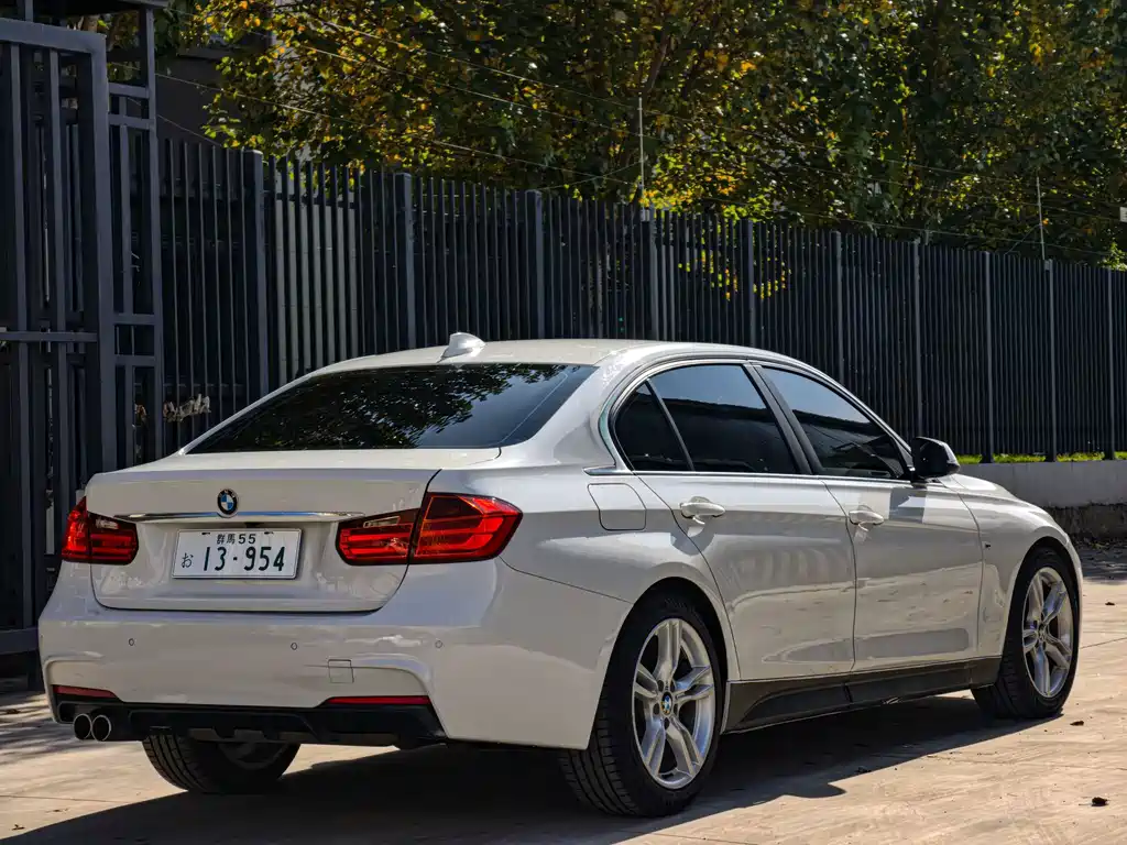 BMW 3 Series — миниатюра 24