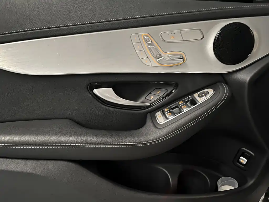 Mercedes-Benz GLC Coupe — миниатюра 8